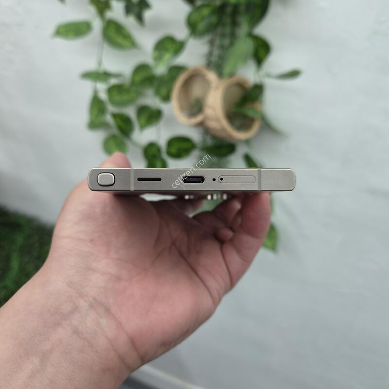 ������ S24 ��Ʈ�� �׷��� 256G(�����ֻ�/�ʸ�/���̽�)