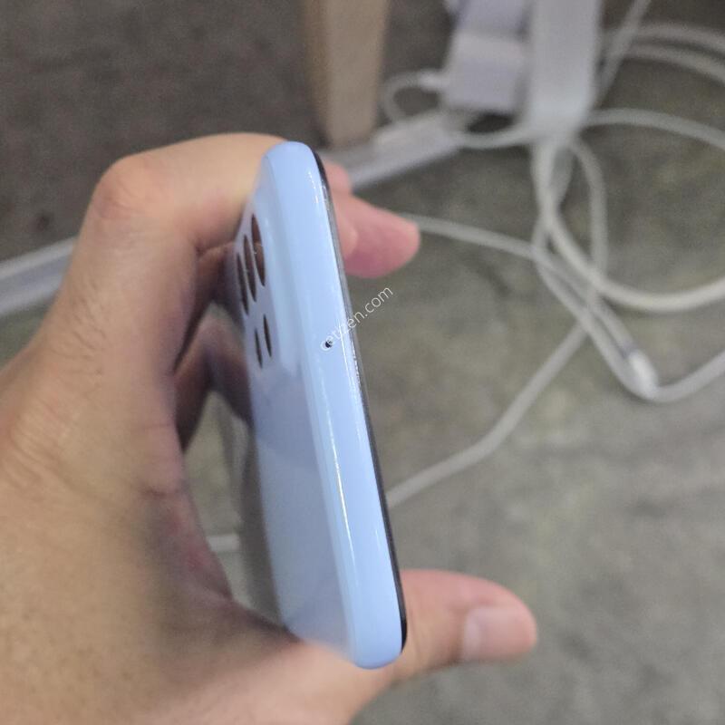 ������A23 (128GB)�˴ϴ�