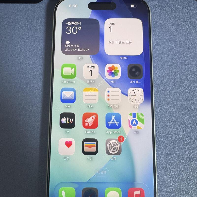 �������� SSS�� ������17 512GB �Ǹ��մϴ�.
