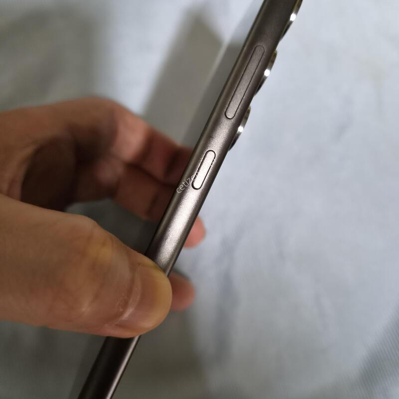 ������S24��Ʈ�� 512gb ƼŸ������ �Ǹ��մϴ�.
