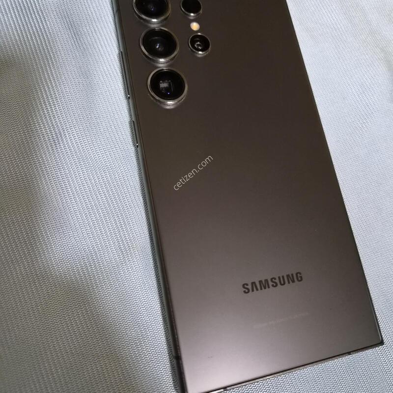 ������S24��Ʈ�� 512gb ƼŸ������ �Ǹ��մϴ�.