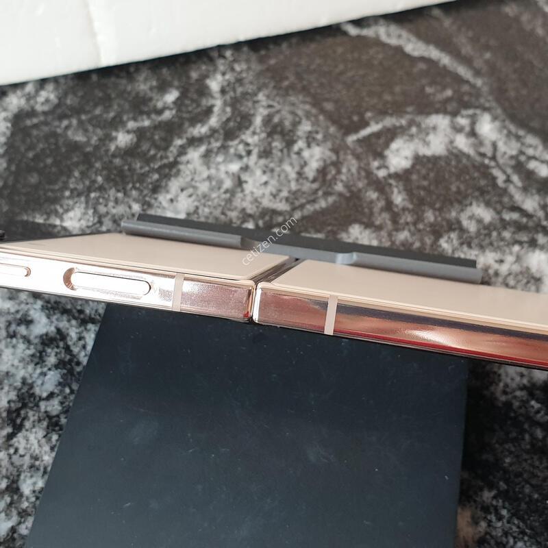 SK ������Z�ø�4 (F721N) ��������� 256�Ⱑ (5043236)