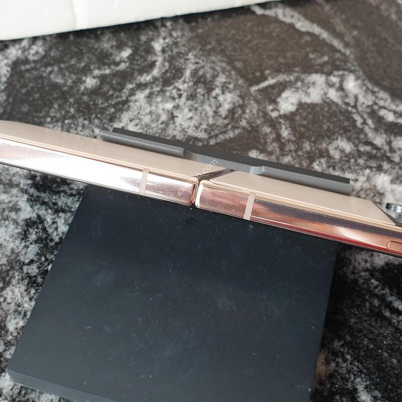 SK ������Z�ø�4 (F721N) ��������� 256�Ⱑ (5043236)