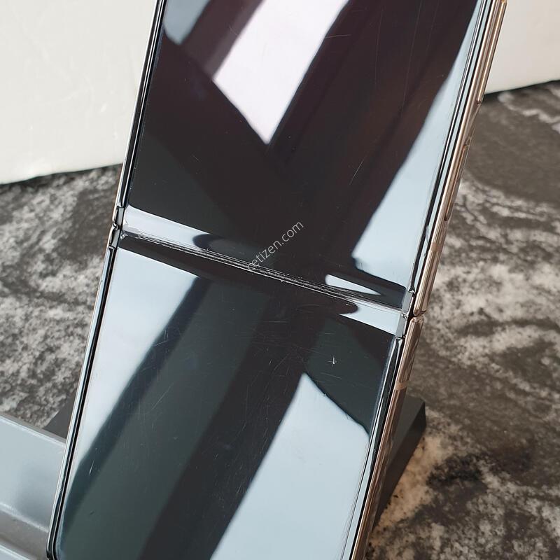 SK ������Z�ø�4 (F721N) ��������� 256�Ⱑ (5043236)