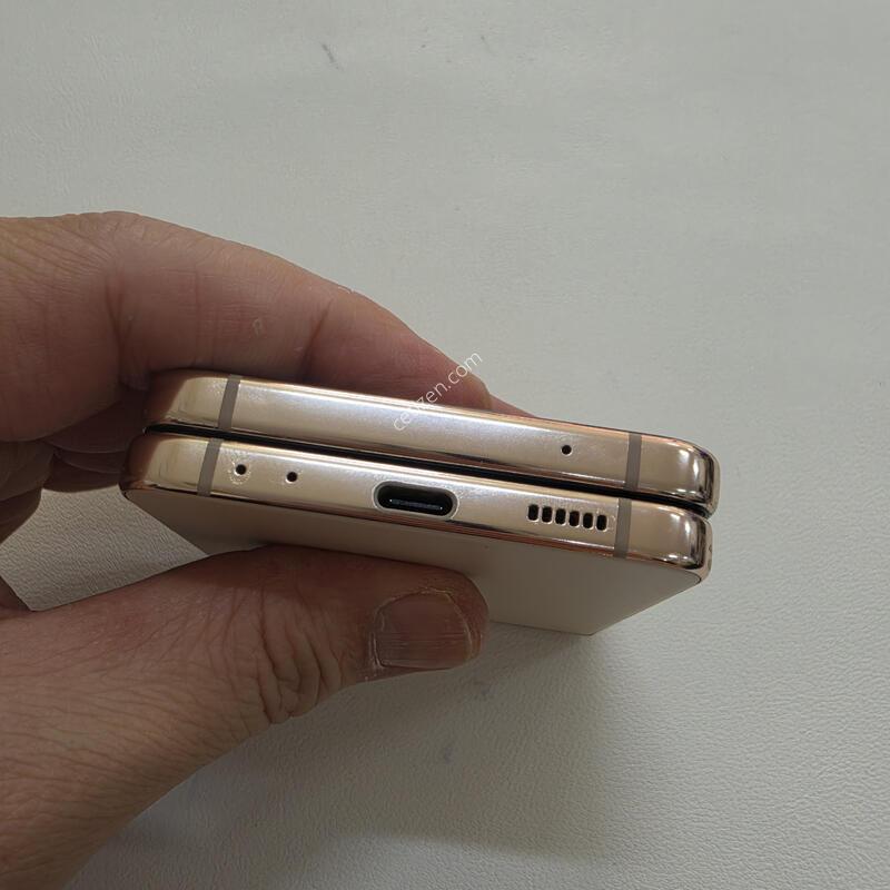 ������ Z�ø�4 ��ũ��� 256GB