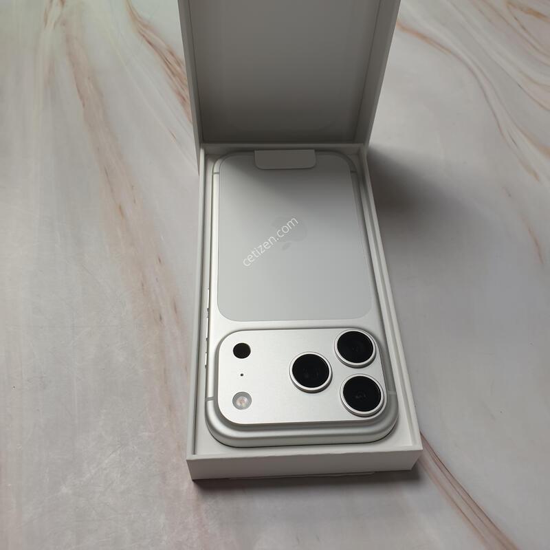 ������17���� �ǹ� 256G ����ǰ �̻�� S�� Ǯ�ڽ�-���͸�100%