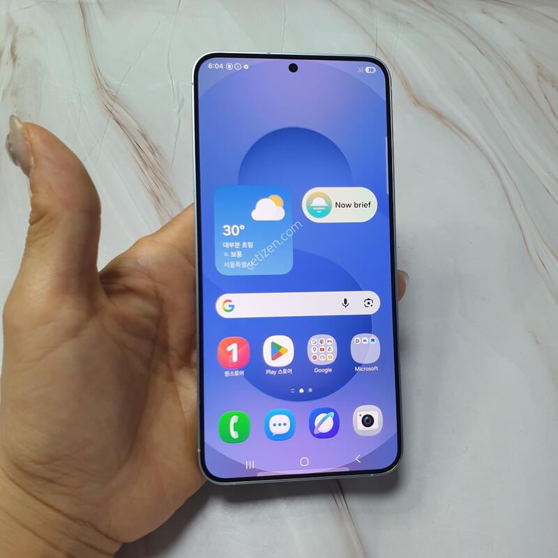 LG ������ S25+ ���̽����� 256G S�� �Ǹ��մϴ�