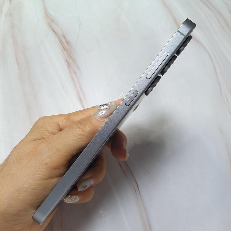 LG ������ S25FE ���� 256G S�� �Ǹ��մϴ�