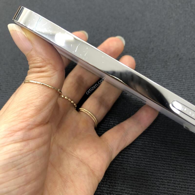 ������14���� ȭ��Ʈ 128G,�ܰ� A��