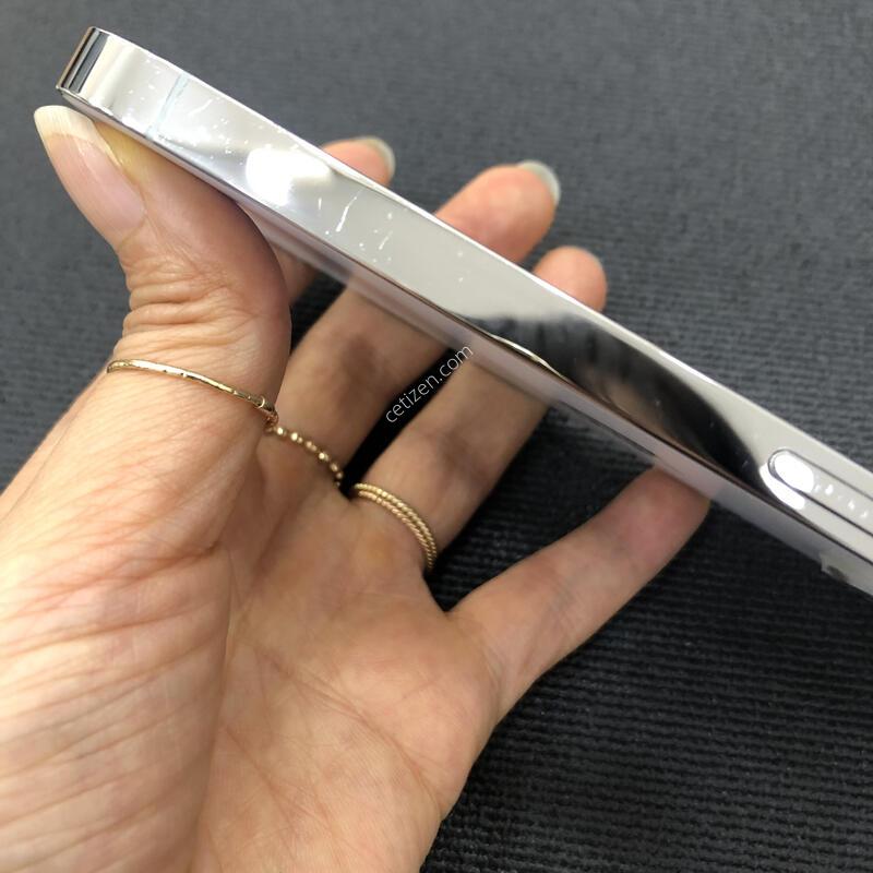 ������14���� ȭ��Ʈ 128G,�ܰ� A��