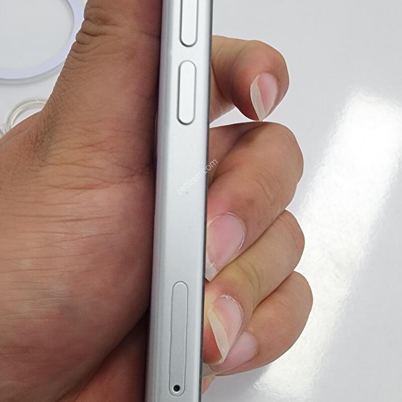 ������ 17 ȭ��Ʈ 256GB S��