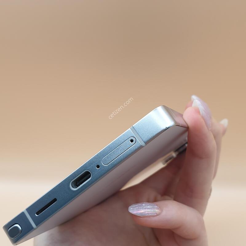 ������S25��Ʈ�� ƼŸ��ȭ��Ʈ�ǹ� 256�Ⱑ S�� �Ǹ��մϴ�