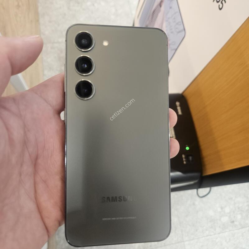 ������ S23 �׸�  256�Ⱑ A��