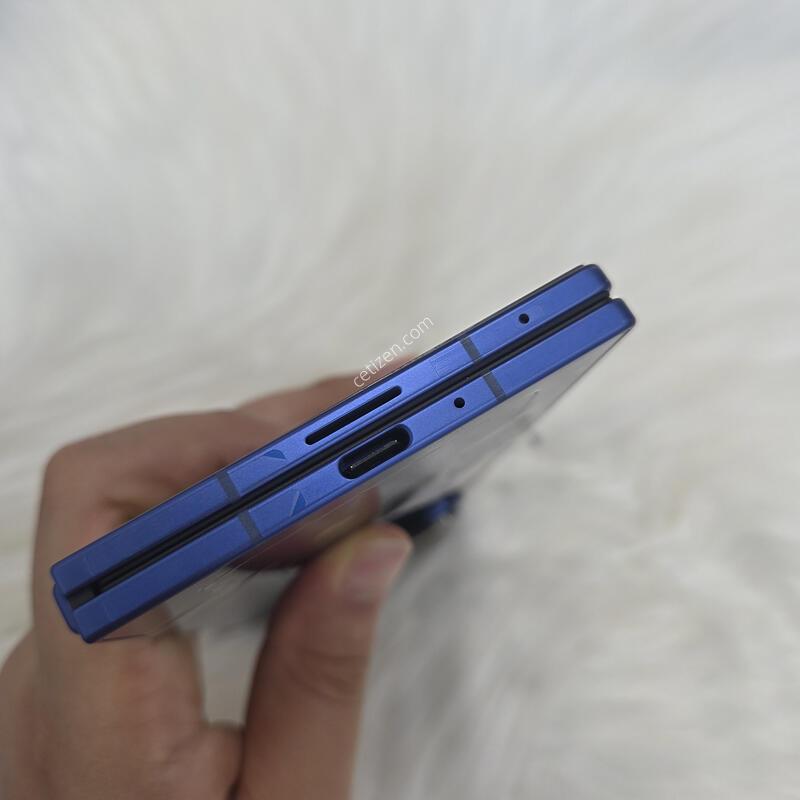 ����7 216