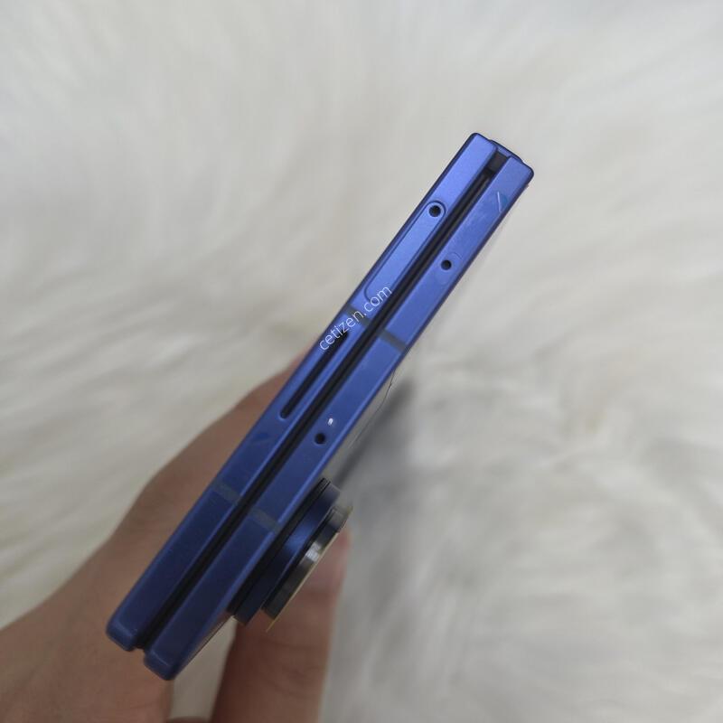 ����7 216