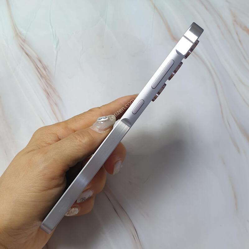 SK ������ ����5 �����϶� 128G S�� �Ǹ��մϴ�