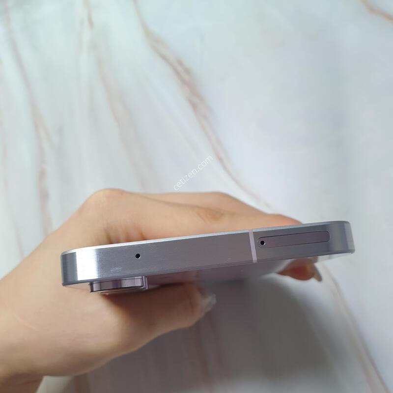 SK ������ ����5 �����϶� 128G S�� �Ǹ��մϴ�