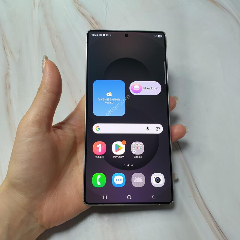 LG ������ S25��Ʈ�� ƼŸ������ 512G S�� �Ǹ��մϴ�