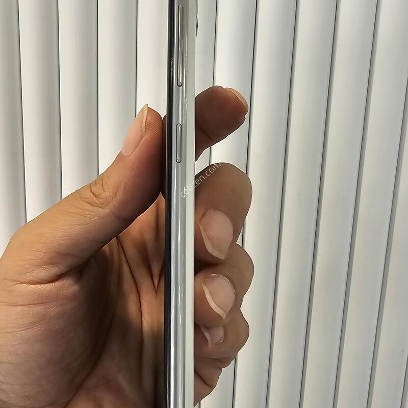 ������A30 �Ǹ��մϴ�.