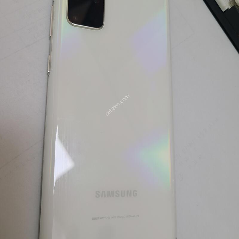 s20+ �÷��� �˴ϴ�.