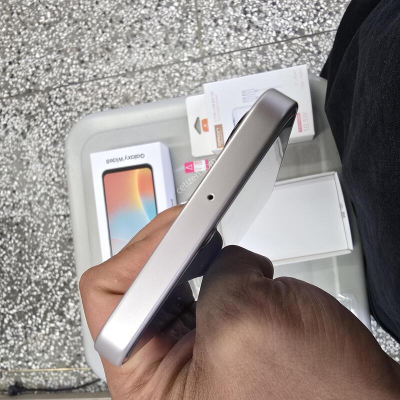 SK ���̵�8 (M166) 128G ����Ʈ��ũ���� ����� �˴ϴ�
