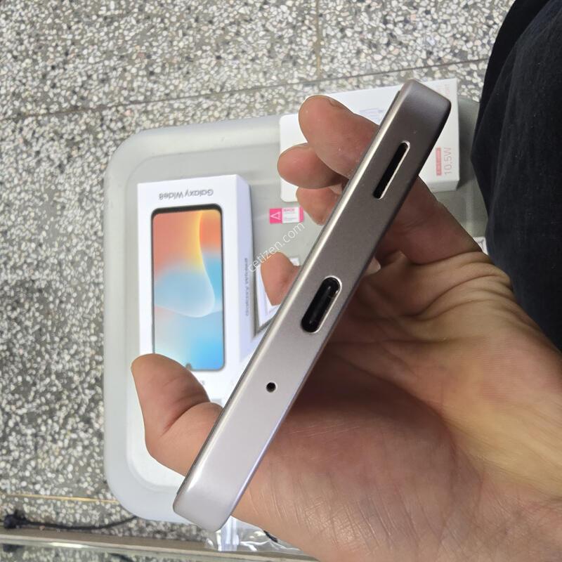 SK ���̵�8 (M166) 128G ����Ʈ��ũ���� ����� �˴ϴ�