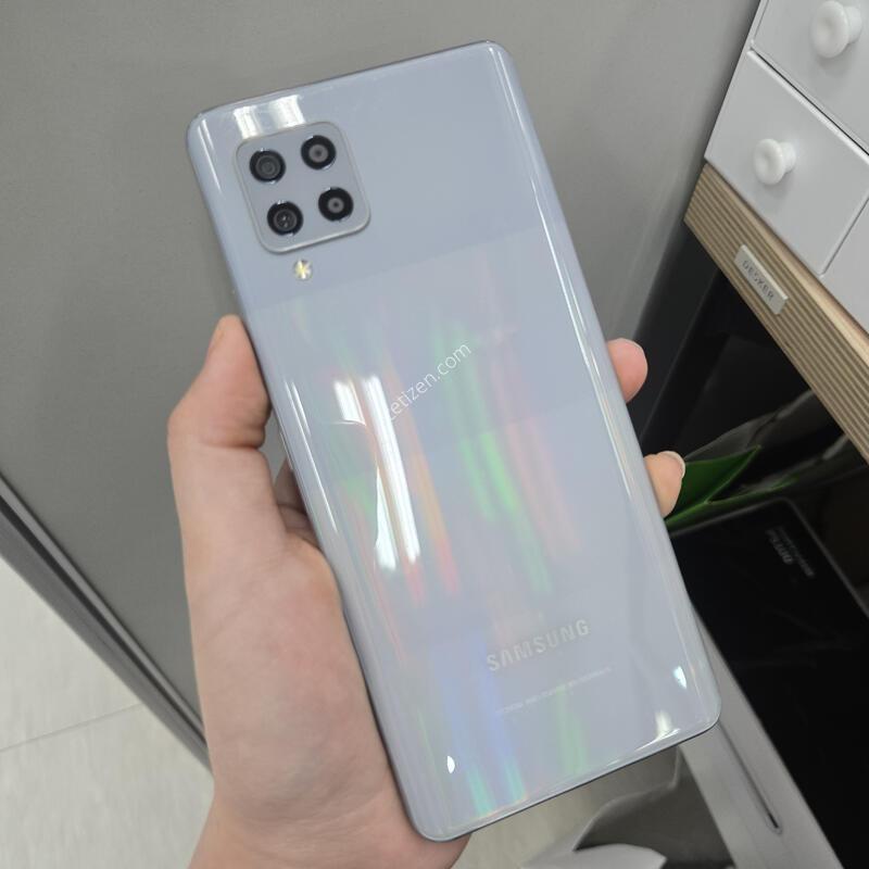 ������ A42 �׷��� 128GB A++++������¯ ��Ư���Ǹ�