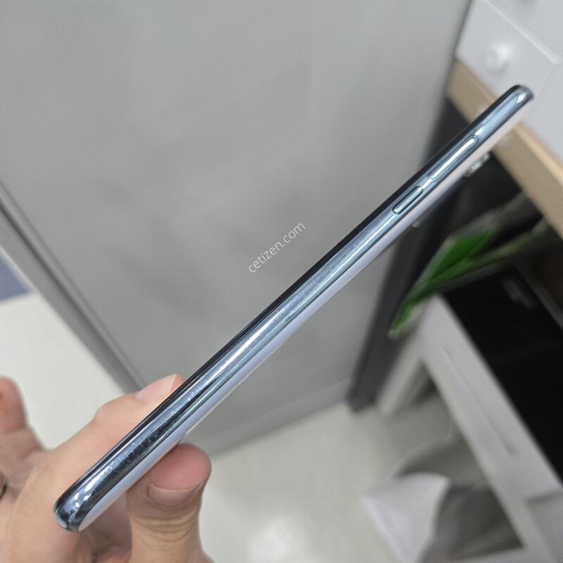 ����SS�� LG Q61 ȭ��Ʈ 64GB ���ܻ� ������ ����� ��Ư��