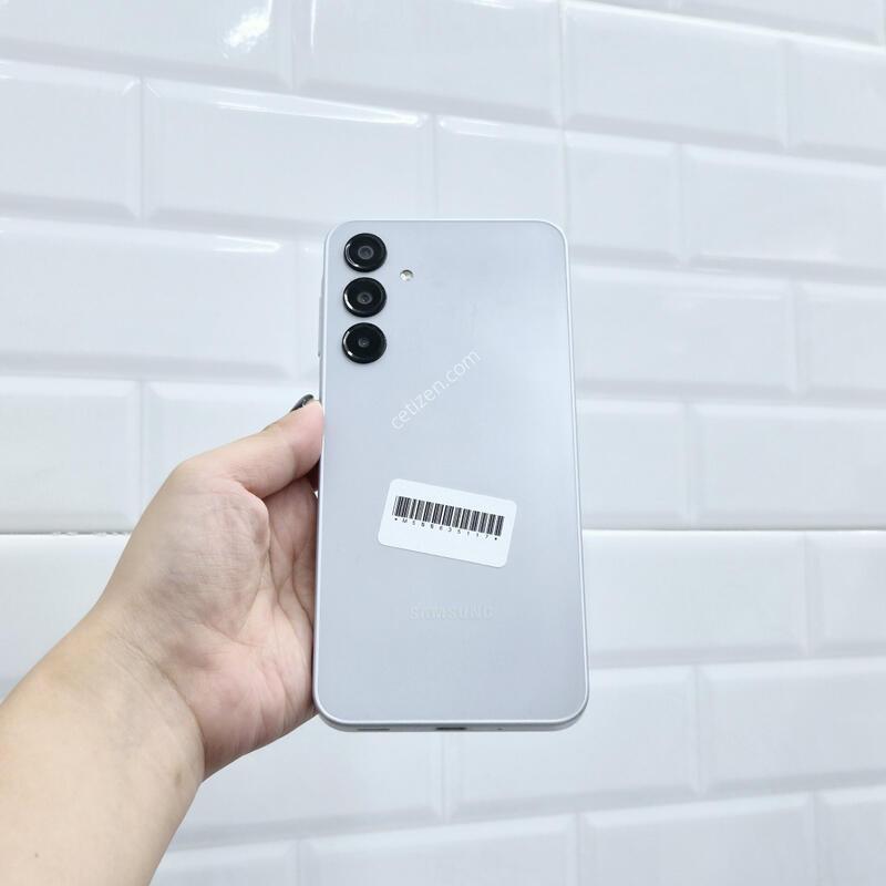 ������A16 ����Ʈ�׷��� 128GB