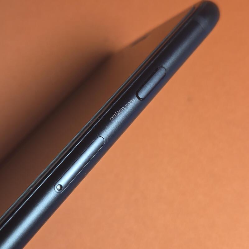 ������SE.64GB���͸�100%S��