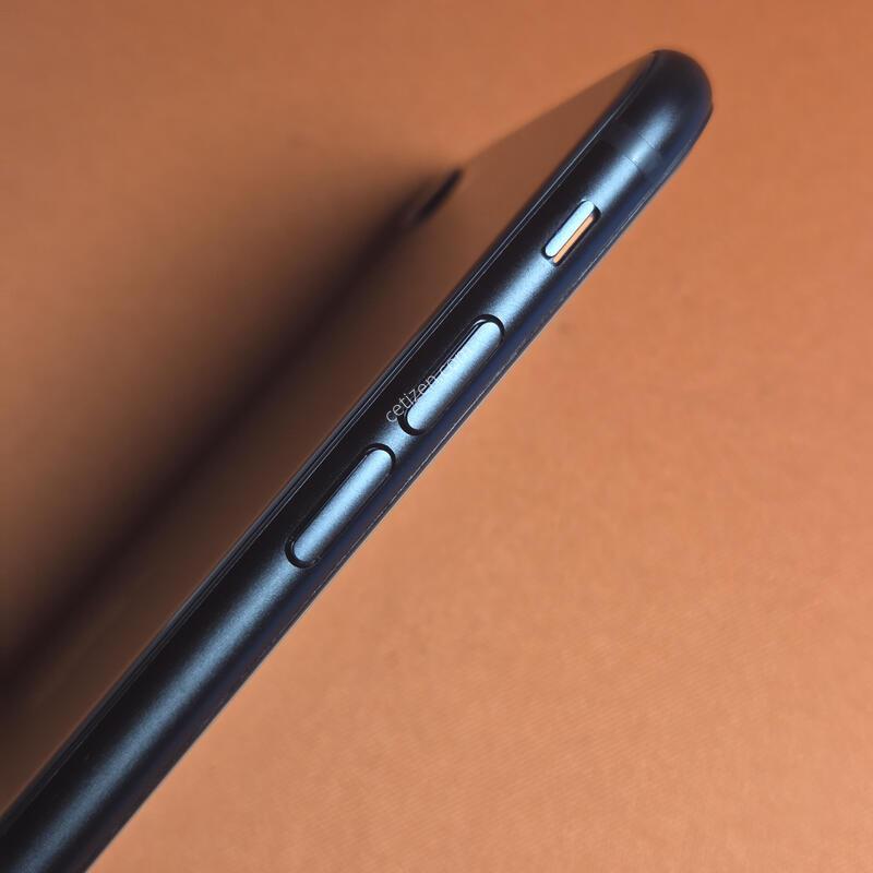 ������SE.64GB���͸�100%S��