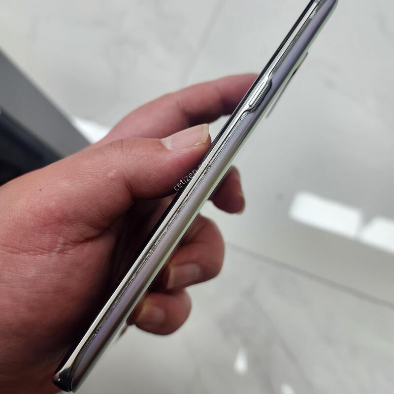 SKT ������S10-5G 256G �ƿ��۷ο� �������� A�� ����ǰ�Դϴ�!