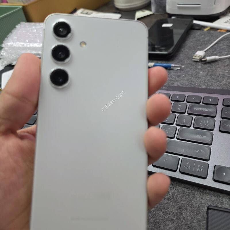 (2848)s24