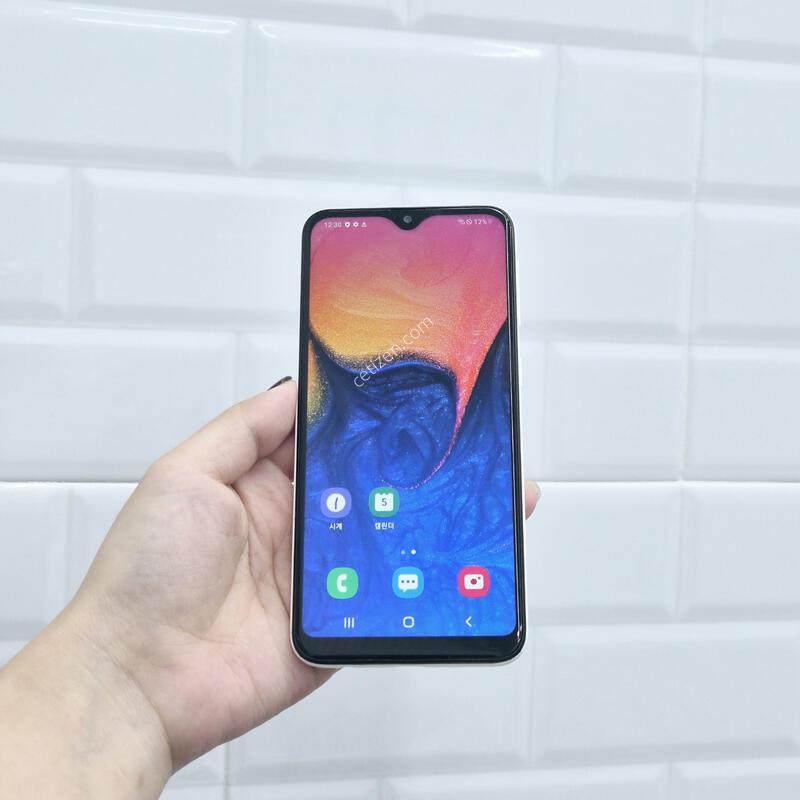 ������A10e 32GB ȭ��Ʈ