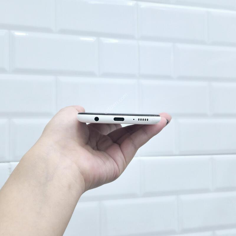 ������A10e 32GB ȭ��Ʈ