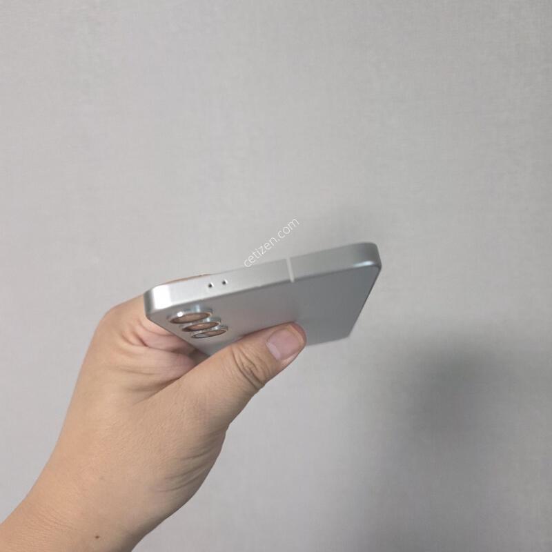 ������ S24�÷��� ���� �׷��� 256�Ⱑ  A�� �Ⱦƿ�~