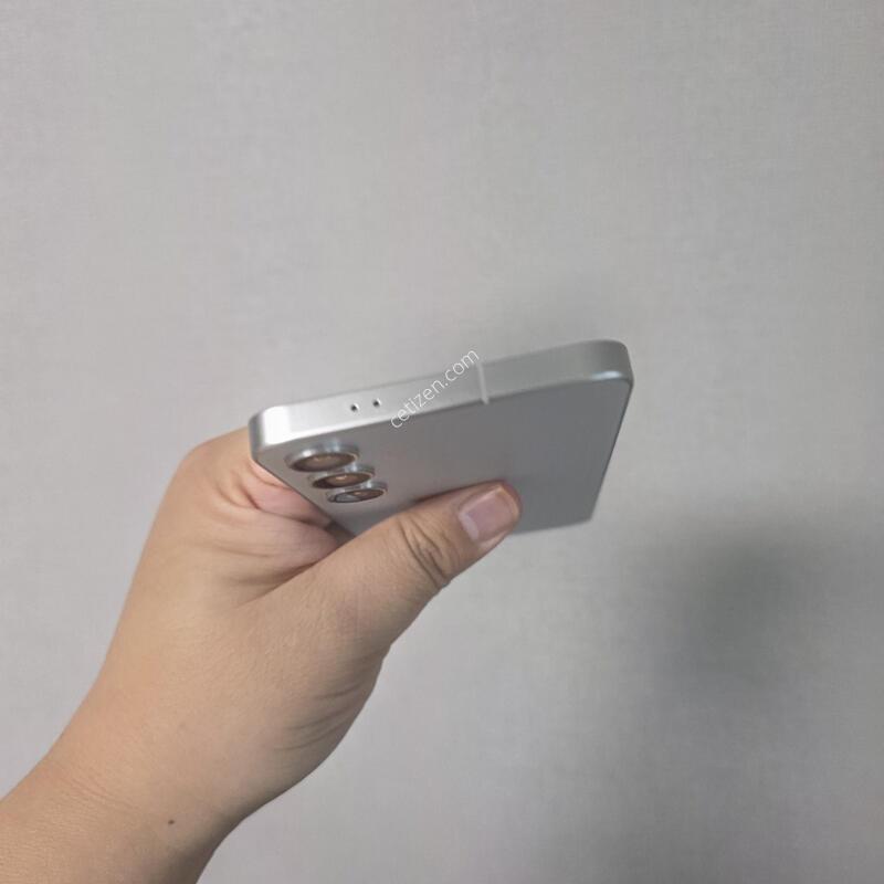 ������ S24�÷��� ���� �׷��� 256�Ⱑ  A�� �Ⱦƿ�~