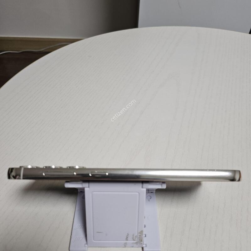 �ַ��� S23 �÷��� S-921A�������������˴ϴ�,