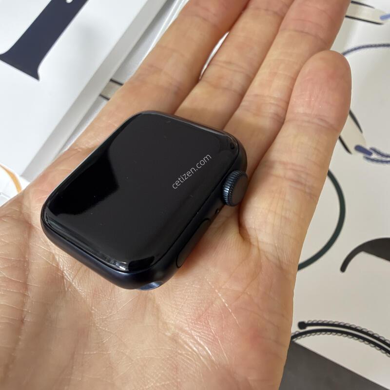 Apple Watch SE 3 �Ǹ�