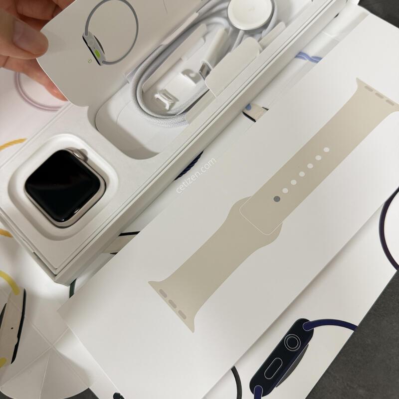 Apple Watch SE 3 �Ǹ�