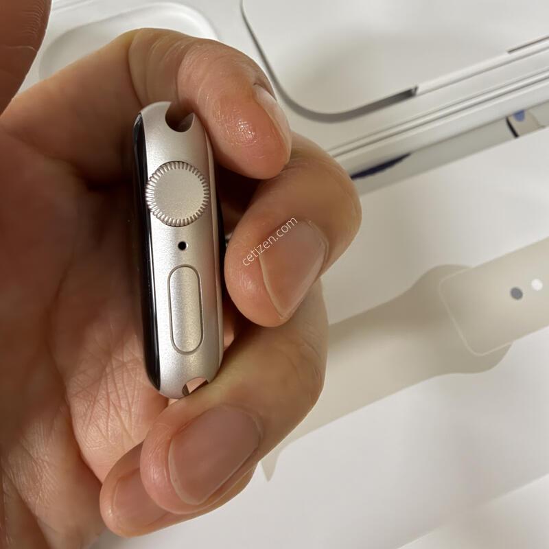 Apple Watch SE 3 �Ǹ�