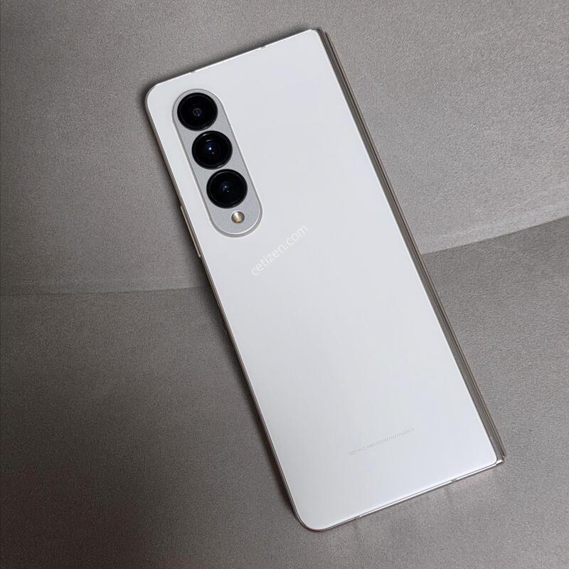 ������Z����4 256GB