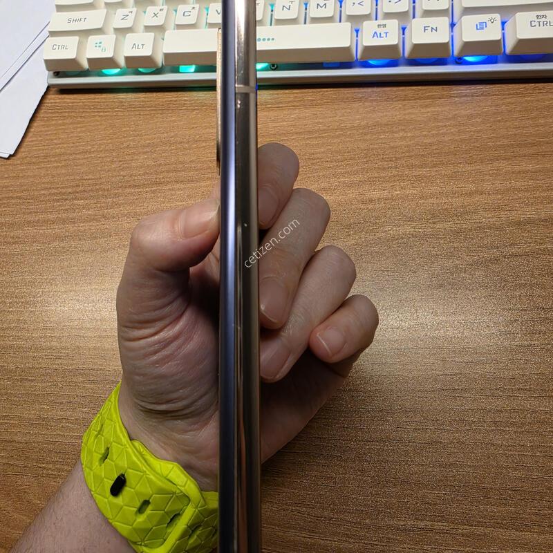 ������ S21 256GB ���̿÷�