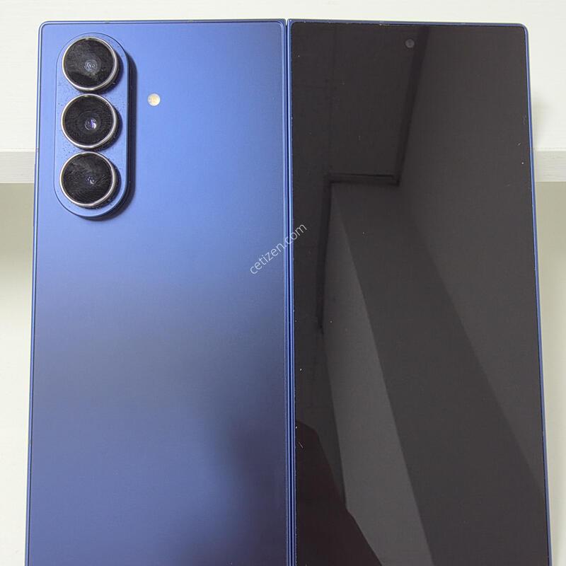 ����7 256GB