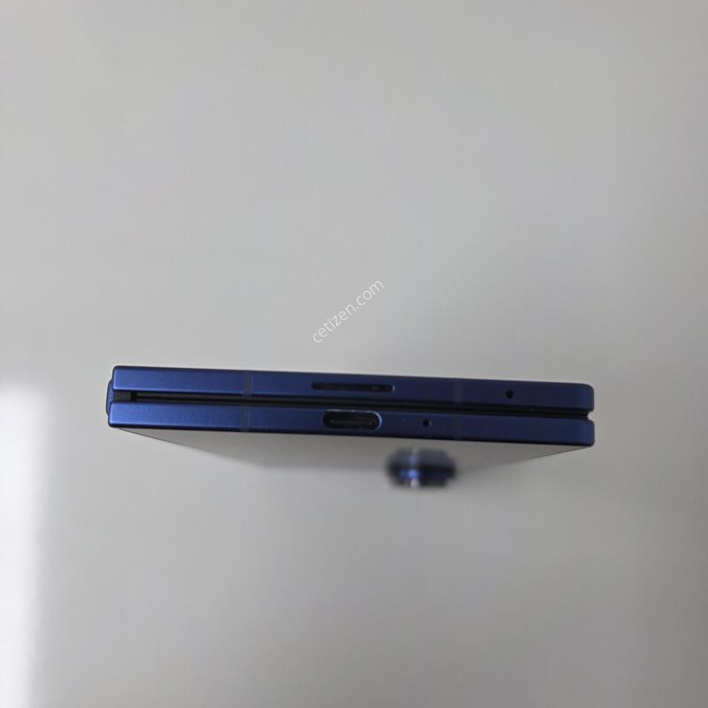 ����7 256GB