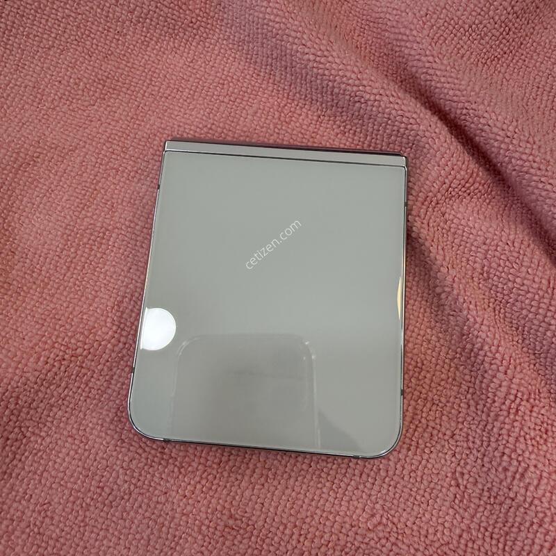 ������z�ø�5 256�Ⱑ �׸� (SKT F731)
