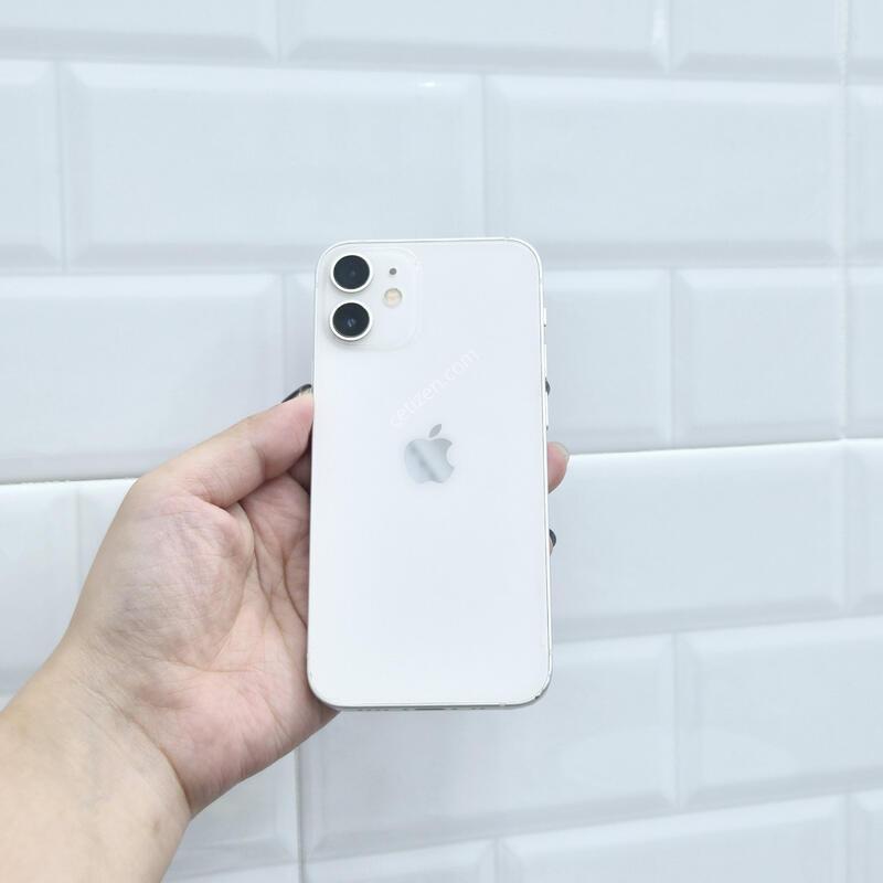 ������12�̴� 128GB ȭ��Ʈ