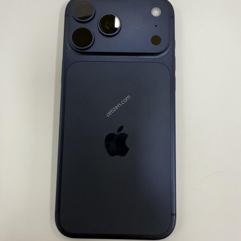 ������17���θƽ� 512GB �ڽ��� �Ǹ��մϴ�.