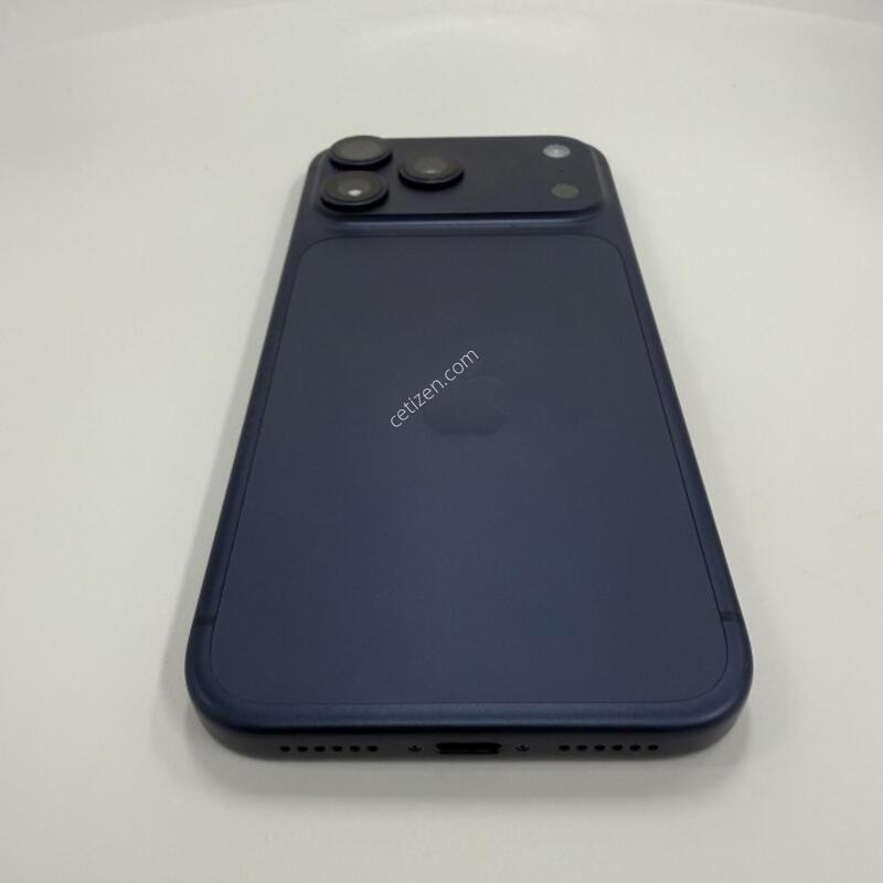 ������17���θƽ� 512GB �ڽ��� �Ǹ��մϴ�.