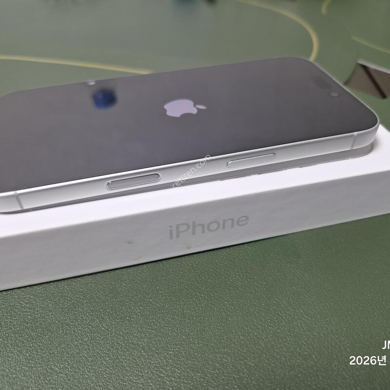 ������16_128g_ȭ��Ʈ����_A+++��